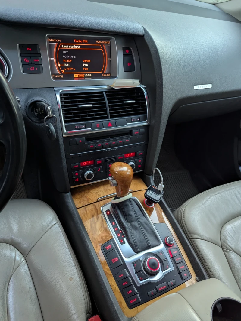 Audi Q7, снимка 5 - Автомобили и джипове - 52944926