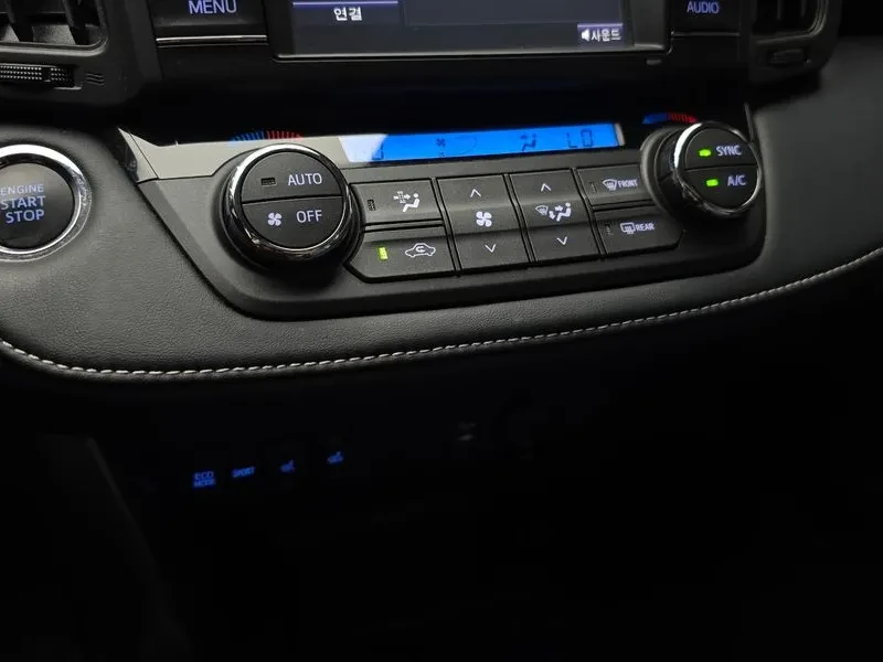Toyota Rav4 2.5 2Wd, снимка 17 - Автомобили и джипове - 55611066
