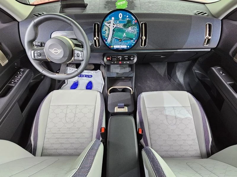 Mini Countryman 2.0 Automatic, снимка 7 - Автомобили и джипове - 55996352