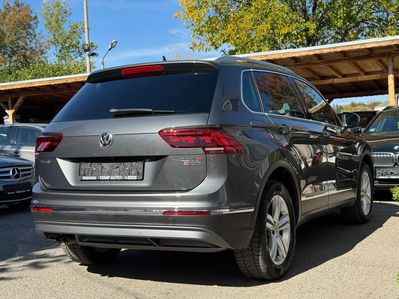 VW Tiguan 190kc* 4x4* СЕРВИЗНА КНИЖКА С ПЪЛНА ИСТОРИЯ В VW - изображение 5