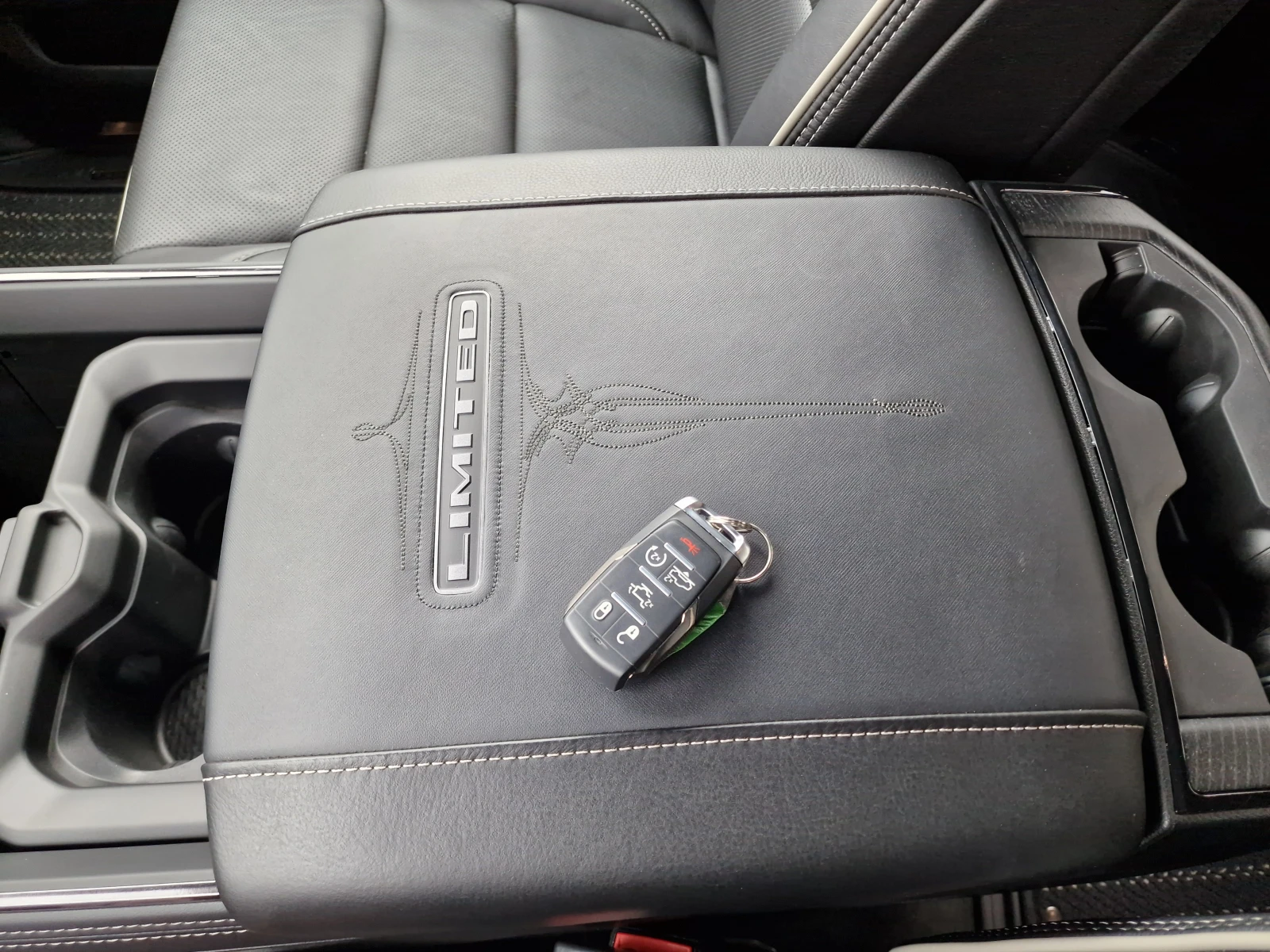Dodge RAM 1500 Dodge RAM 1500 4х4/5.7i HEMI/LIMITED  - изображение 10