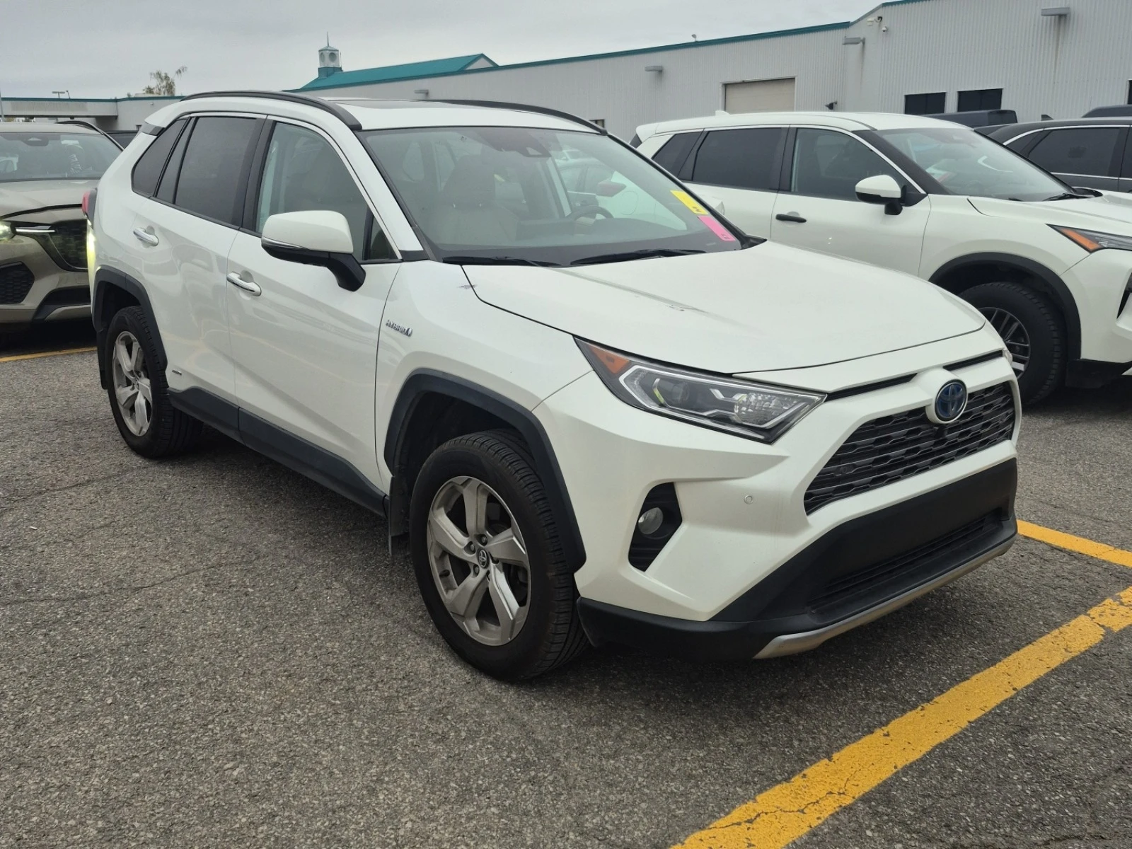 Toyota Rav4 HYBRID LIMITED * * CARFAX * * АВТО КРЕДИТ * *  - изображение 2