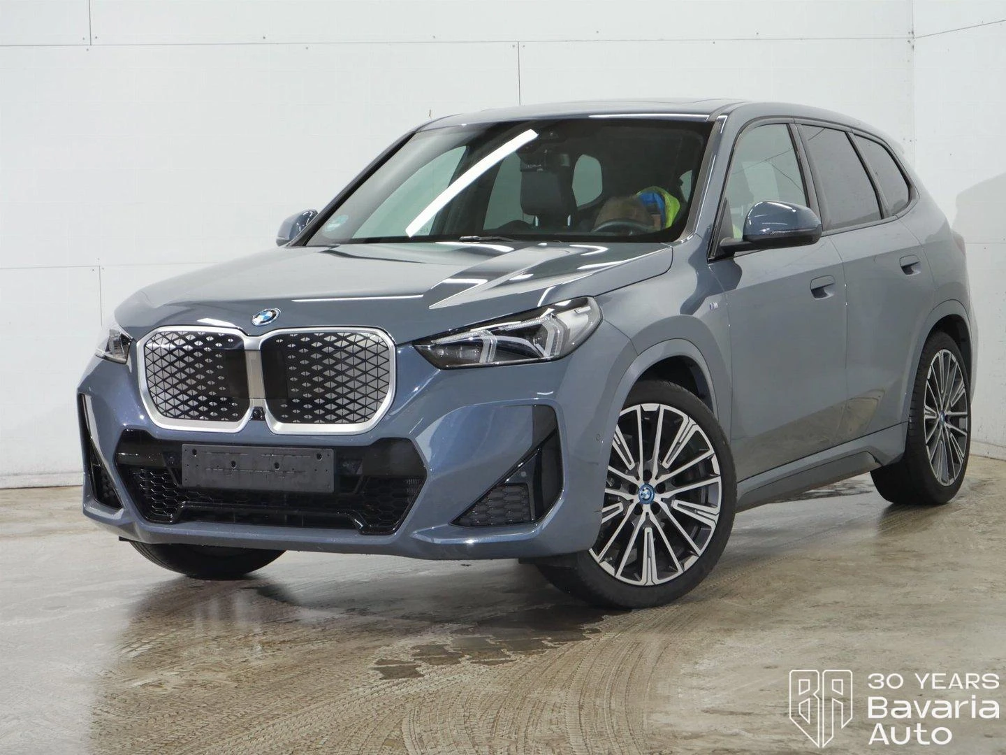 BMW iX1 30 xDrive M Sport Paket | Mobile.bg � ����������� 1