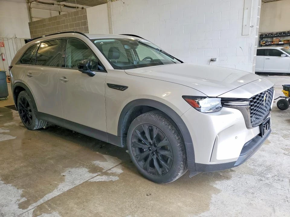 Mazda CX-90 3.3L 6 ALL WHEEL DRIVE | Mobile.bg � ����������� 4