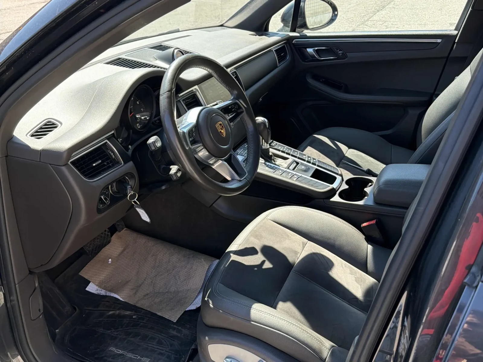 Porsche Macan ПАНОРАМА * * CARFAX * * АВТО КРЕДИТ * * , снимка 6 - Автомобили и джипове - 54383926