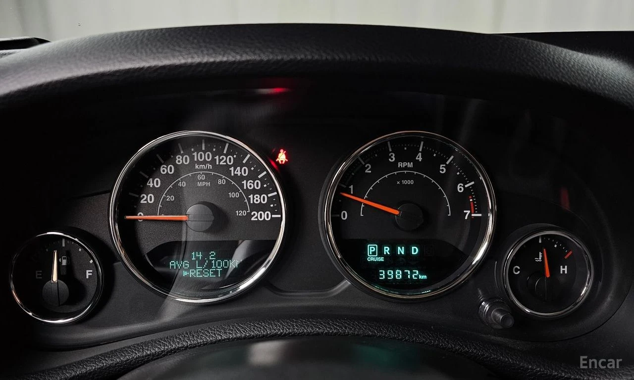 Jeep Wrangler UNLIMITED RUBICON/3.6/ЛЕБЕДКА/КАМЕРА/НАВИ, снимка 8 - Автомобили и джипове - 54623571