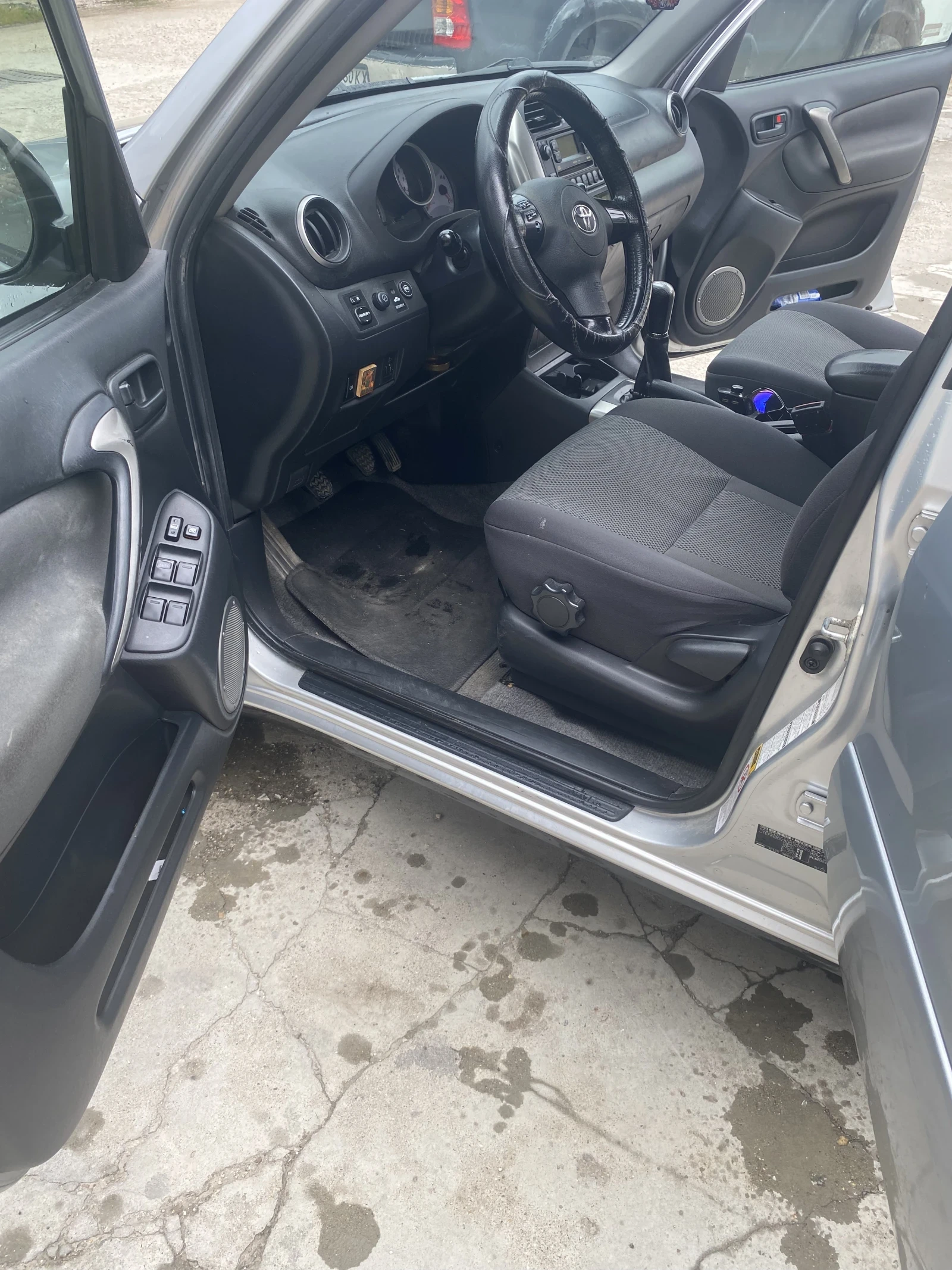 Toyota Rav4, снимка 8 - Автомобили и джипове - 54624566