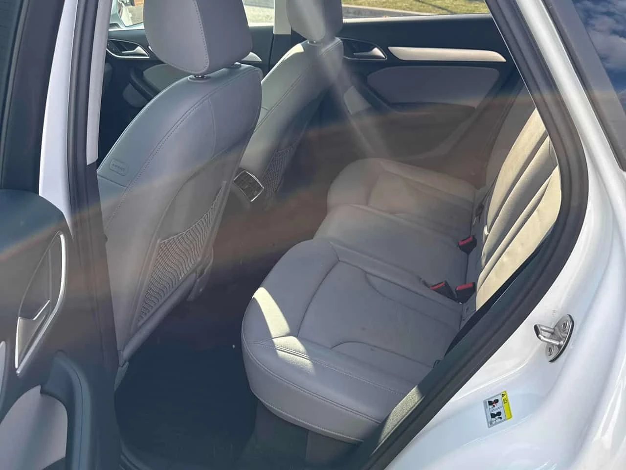 Audi Q3 * Progressiv * CARFAX * 2 КЛЮЧА * ПАНО * KEYLESS, снимка 10 - Автомобили и джипове - 55241451