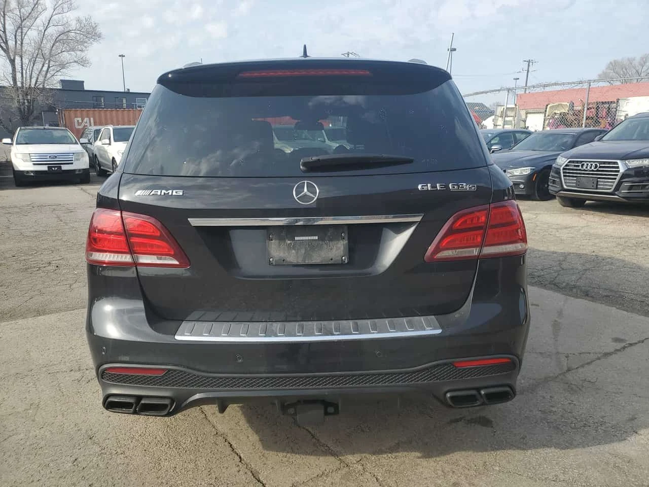 Mercedes-Benz GLE * AMG 63 S * АВТОКРЕДИТ БЕЗ ПЪРВОНАЧАЛНА ВНОСКА* , снимка 4 - Автомобили и джипове - 55419245