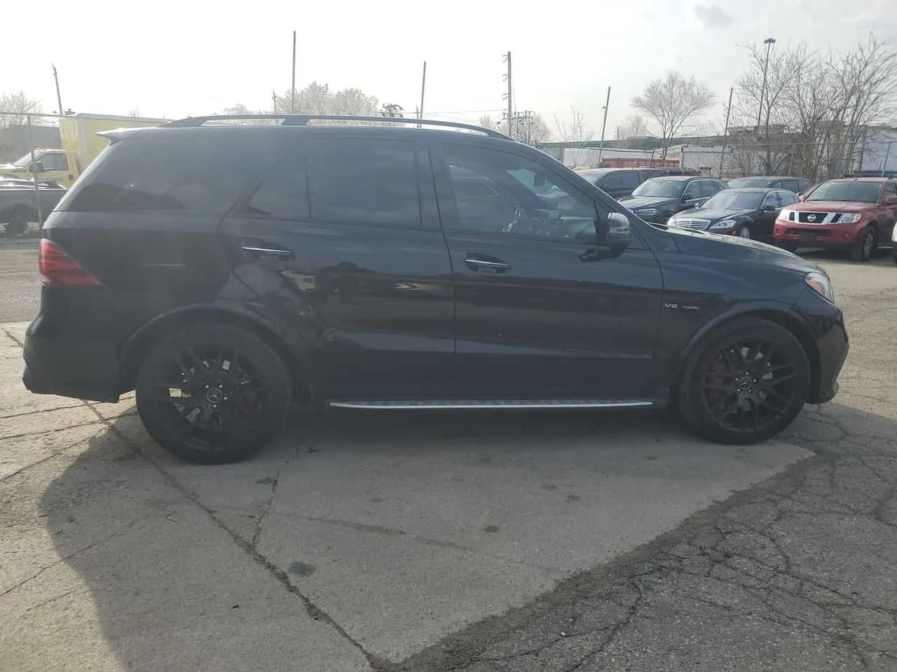 Mercedes-Benz GLE * AMG 63 S * АВТОКРЕДИТ БЕЗ ПЪРВОНАЧАЛНА ВНОСКА* , снимка 3 - Автомобили и джипове - 55419245