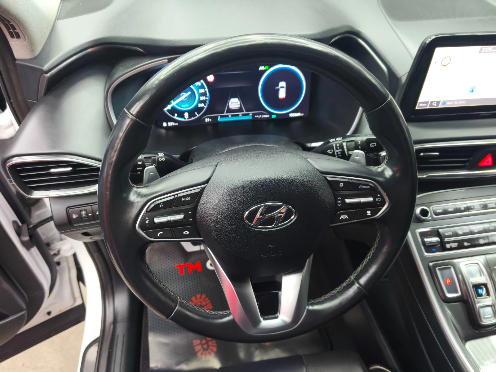 Hyundai Santa fe 1.6T-GDI HEV 4WD230k.c Automatic* 7mesta * Xclass*, снимка 17 - Автомобили и джипове - 55538505