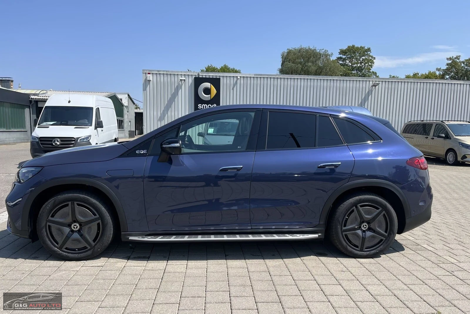 Mercedes-Benz EQE SUV 350 AMG/292H/PANO/360/HUD/BURM/MEMO/724z, снимка 3 - Автомобили и джипове - 55583766