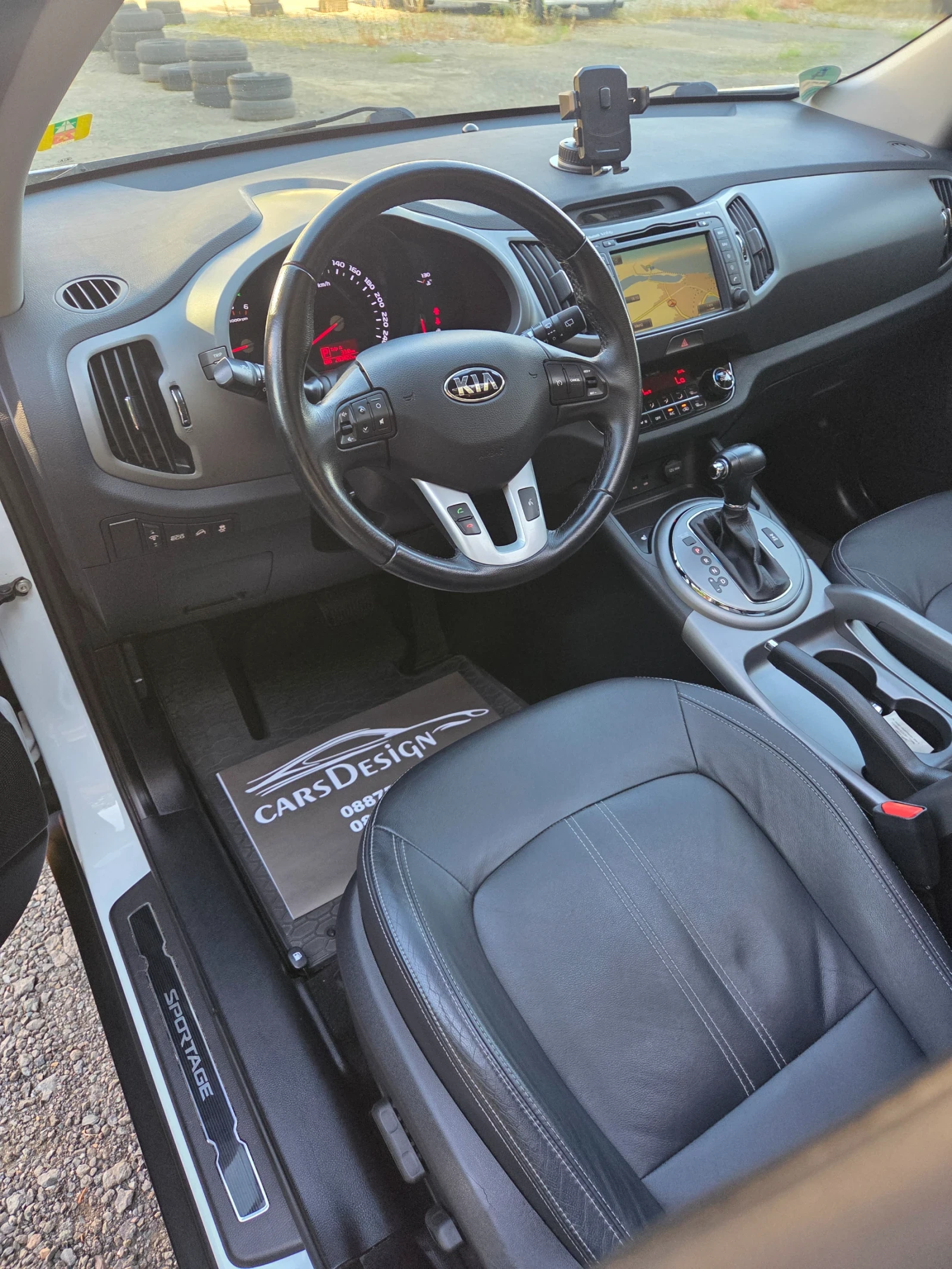 Kia Sportage 2.0CRDI-FACE-LIFT 4x4, снимка 9 - Автомобили и джипове - 55872682