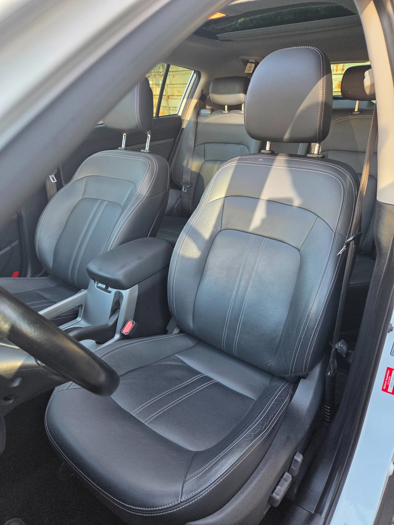 Kia Sportage 2.0CRDI-FACE-LIFT 4x4, снимка 10 - Автомобили и джипове - 55872682