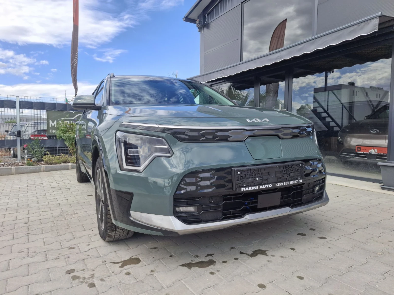 Kia Niro 64kw * 59x.km* 204k.c * * Exclusive , снимка 9 - Автомобили и джипове - 56180414