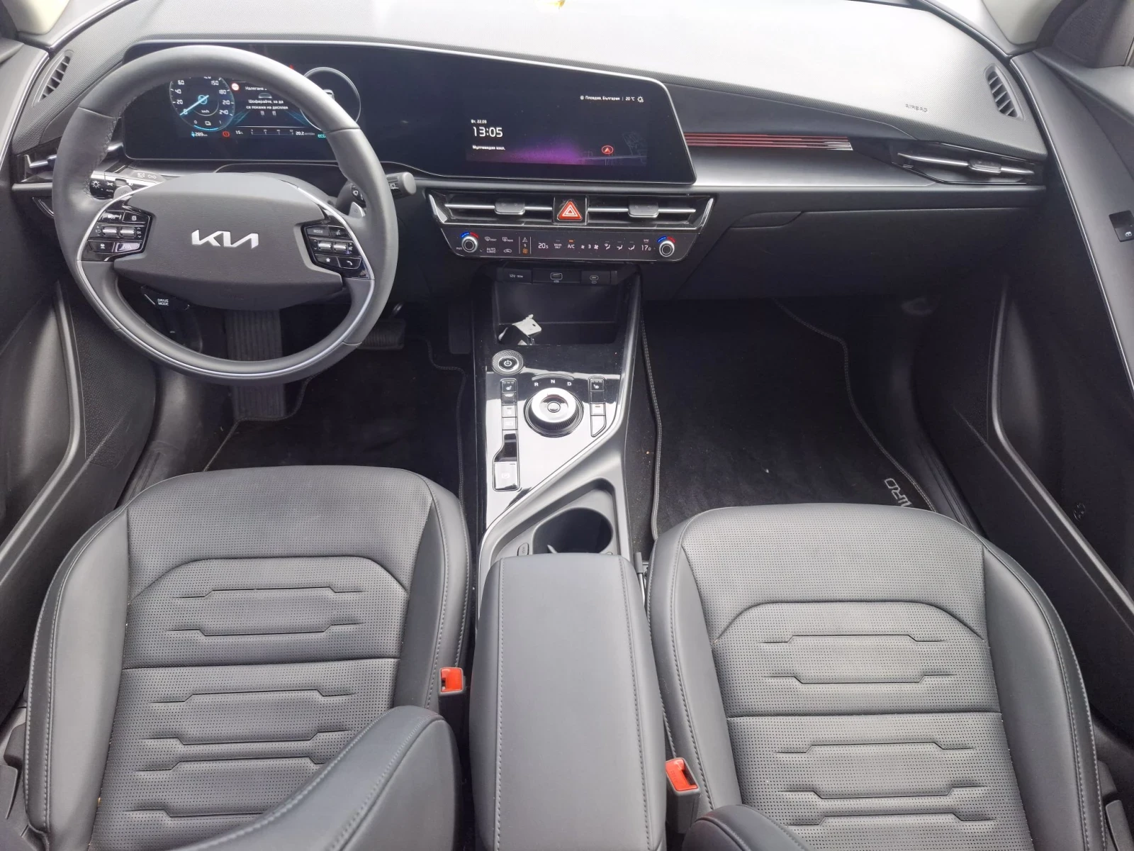 Kia Niro 64kw * 59x.km* 204k.c * * Exclusive , снимка 16 - Автомобили и джипове - 56180414