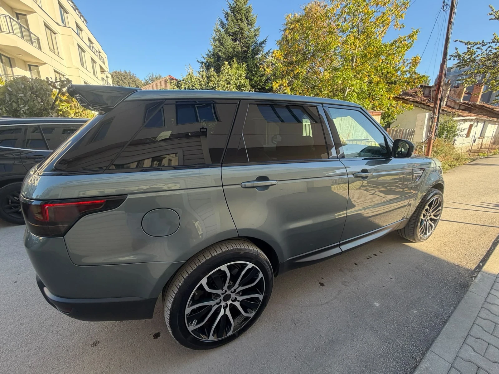 Land Rover Range Rover Sport СПЕШНО, снимка 3 - Автомобили и джипове - 56601265
