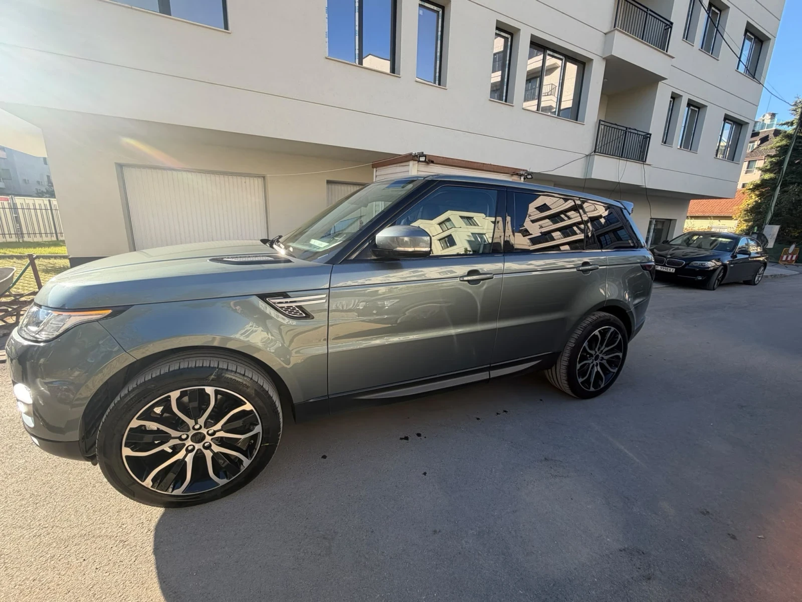 Land Rover Range Rover Sport СПЕШНО, снимка 4 - Автомобили и джипове - 56601265