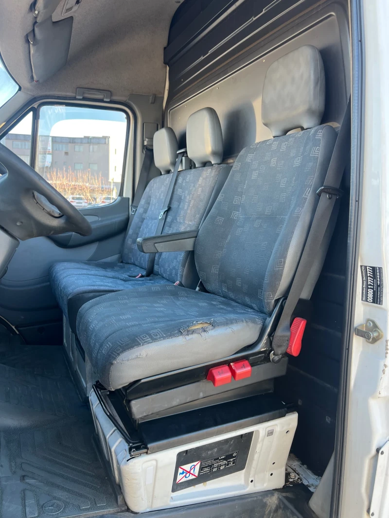 Mercedes-Benz Sprinter 311 2.2d 311CDI 217.000km!!!, снимка 11 - Бусове и автобуси - 52578791