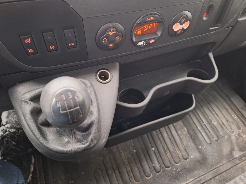Renault Master + Падащ борд, снимка 12 - Бусове и автобуси - 53034992