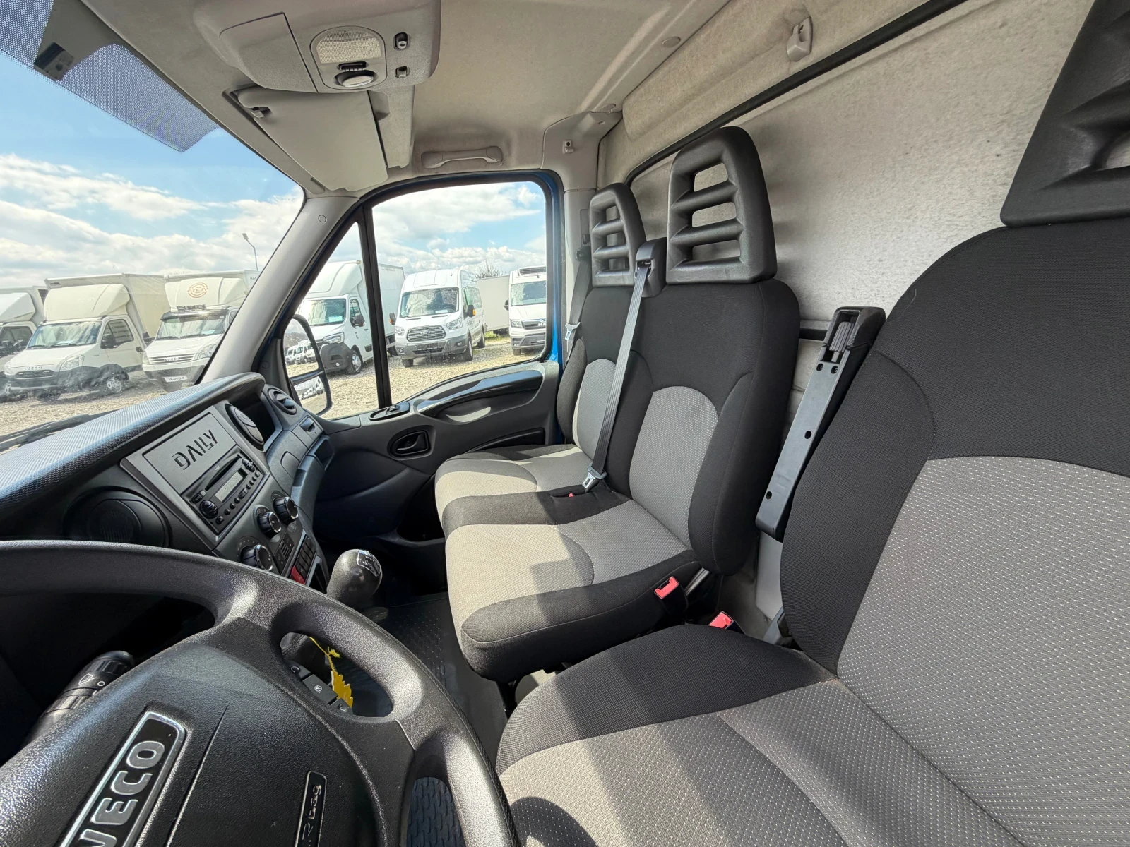 Iveco Daily 212Х.КМ!50C15!3.0!ДВ.ГУМА!ДО3.5Т!П.БОРД!, снимка 13 - Бусове и автобуси - 54167443