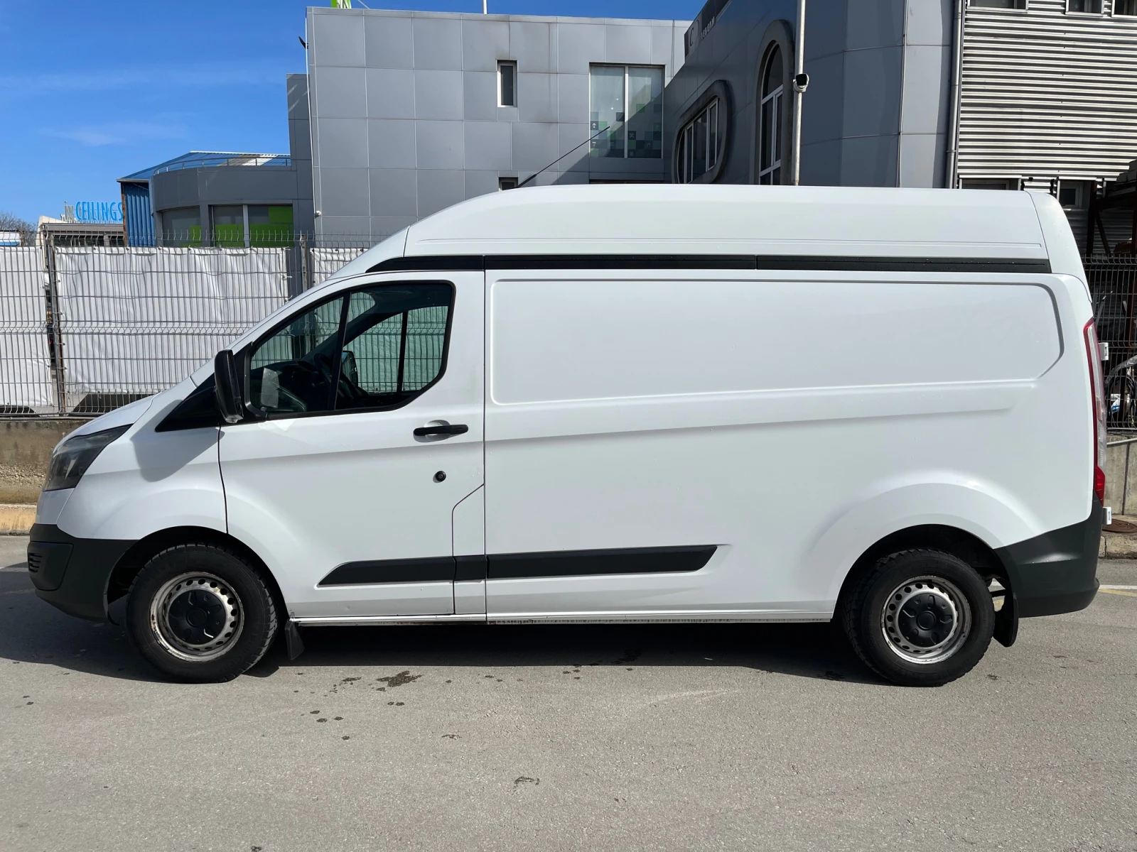 Ford Transit Custom 2.2 TDCI L2H2, снимка 7 - Бусове и автобуси - 54292065