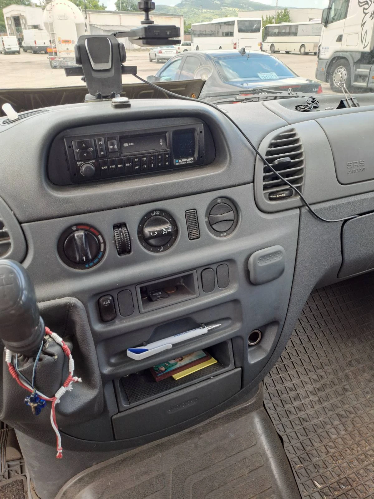 Mercedes-Benz Sprinter 211, снимка 8 - Бусове и автобуси - 54803050