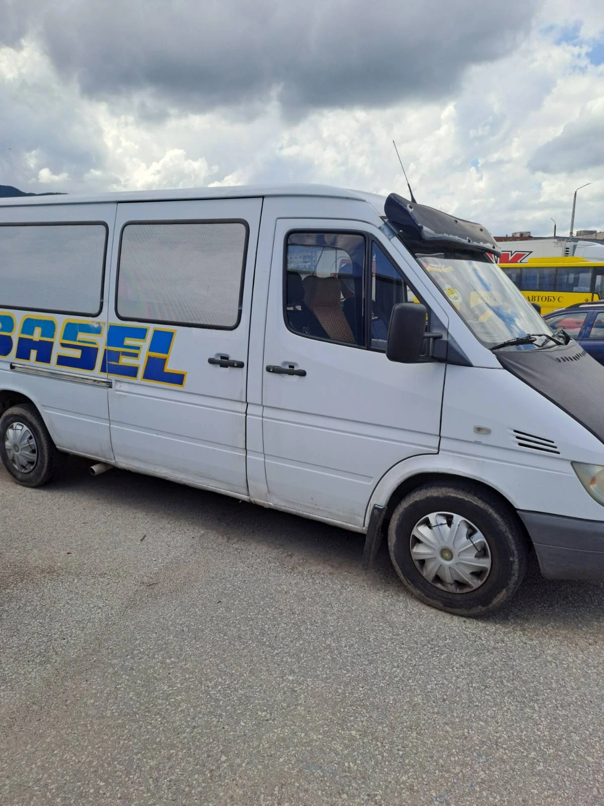 Mercedes-Benz Sprinter 211
