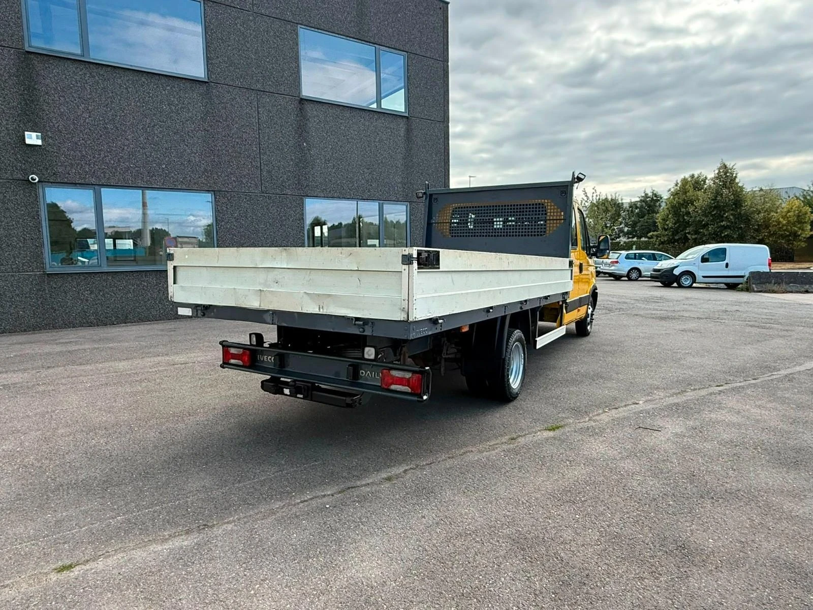 Iveco Daily 40c15* 3.0HPI* 3.5тона* 4.20м.* , снимка 6 - Бусове и автобуси - 55739332