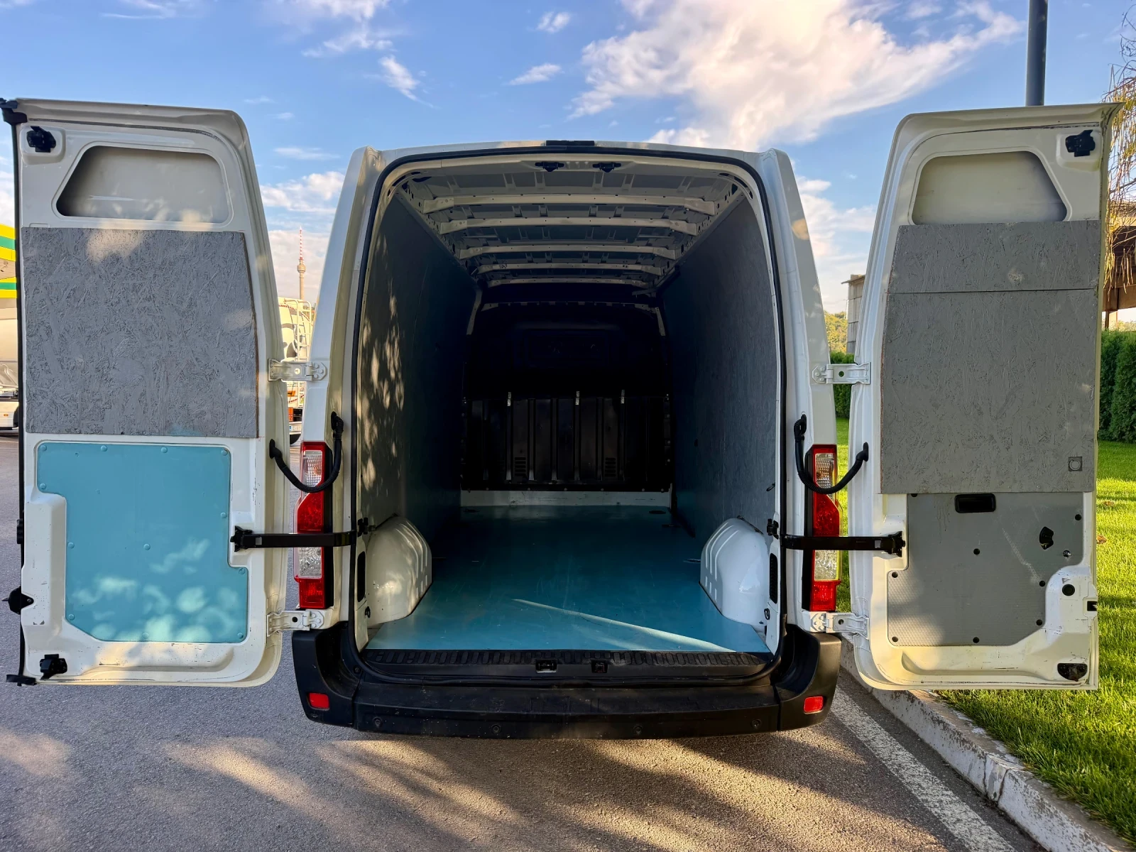 Renault Master 2.3 ТОП!КЛИМА!ТЕМПОМАТ!СР БАЗА!, снимка 5 - Бусове и автобуси - 56379381
