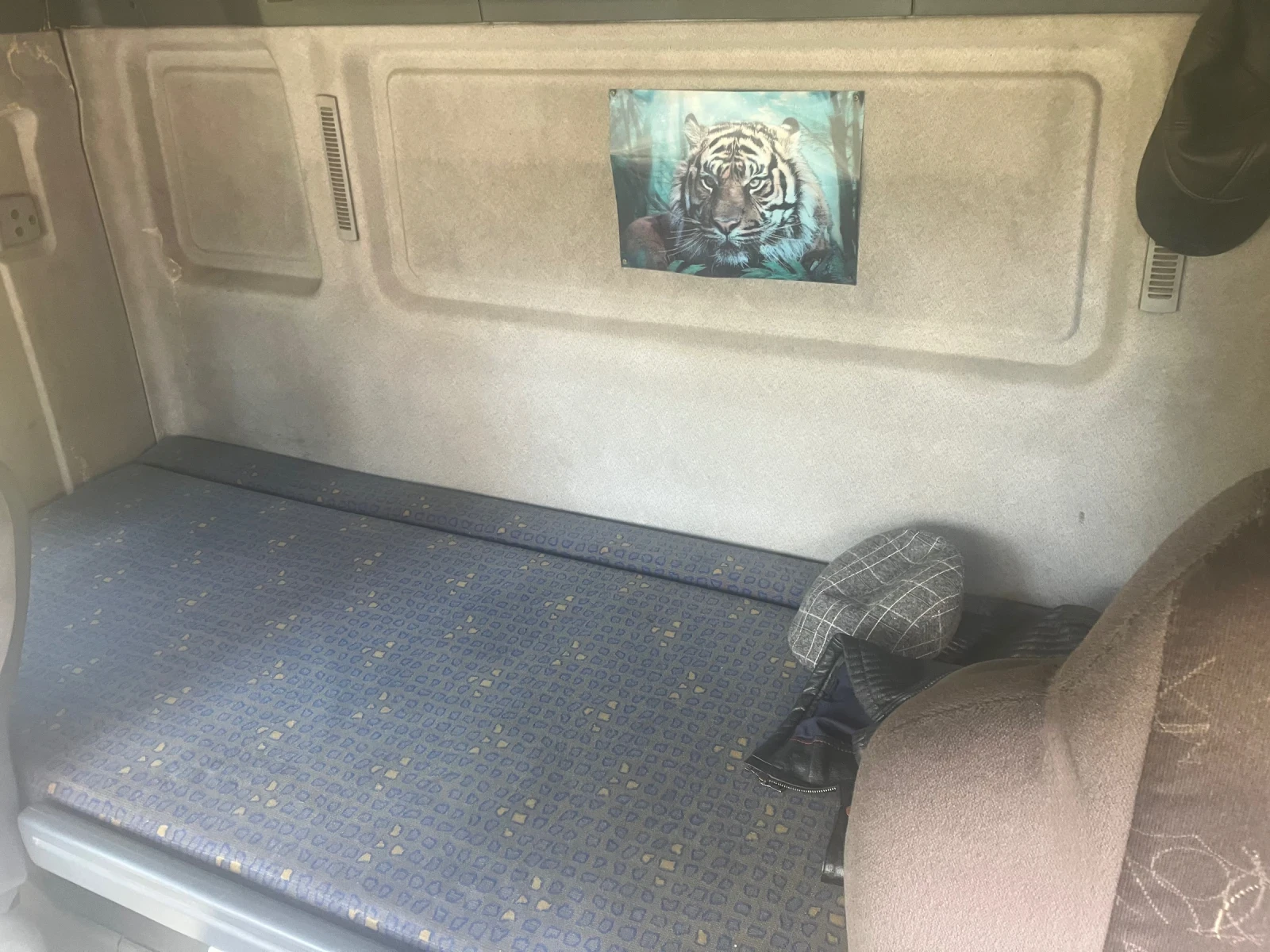 Man 26.463 | Mobile.bg � ����������� 14
