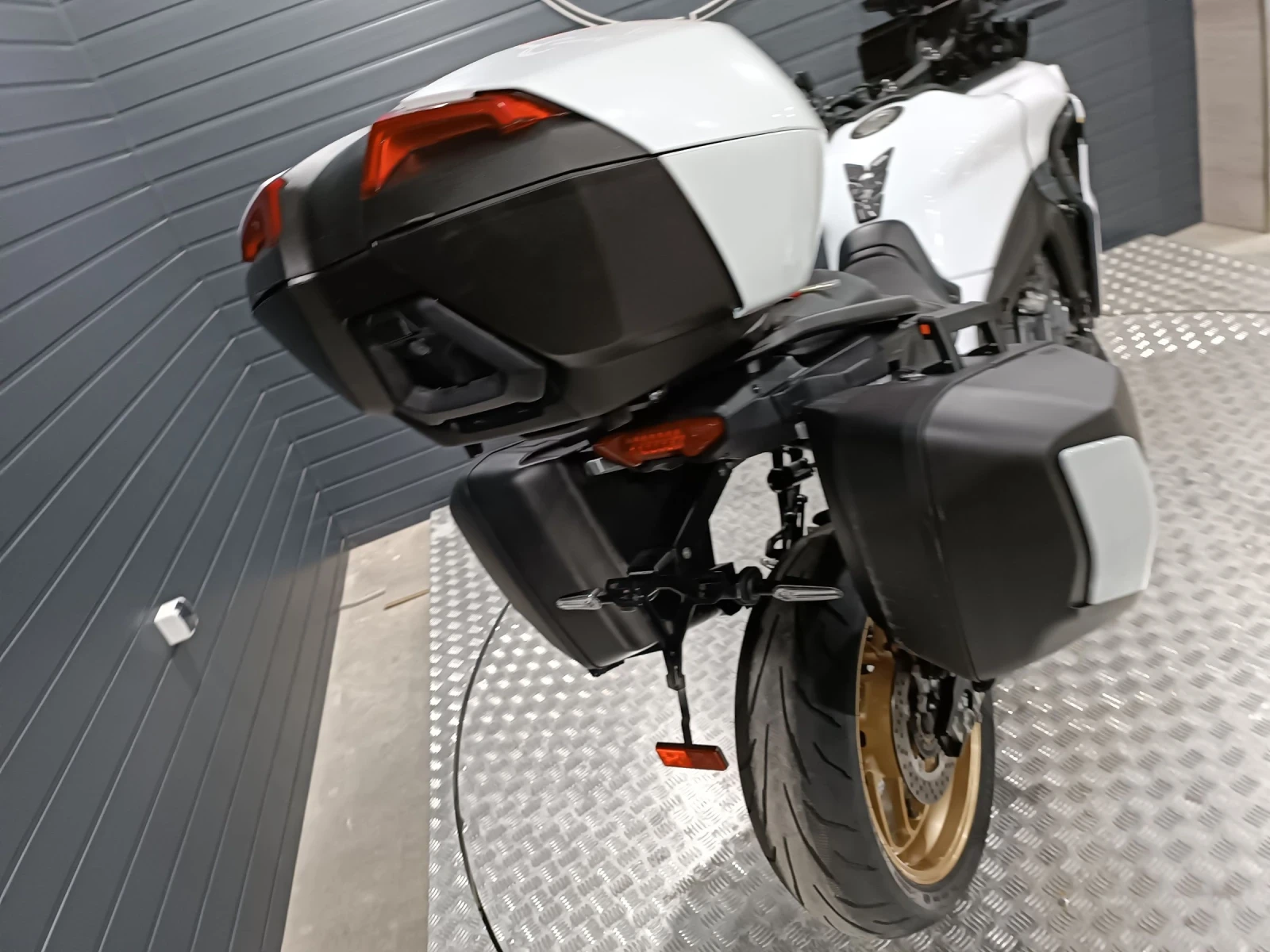 Yamaha Tracer WHITE PEARL GT9 | Mobile.bg   12