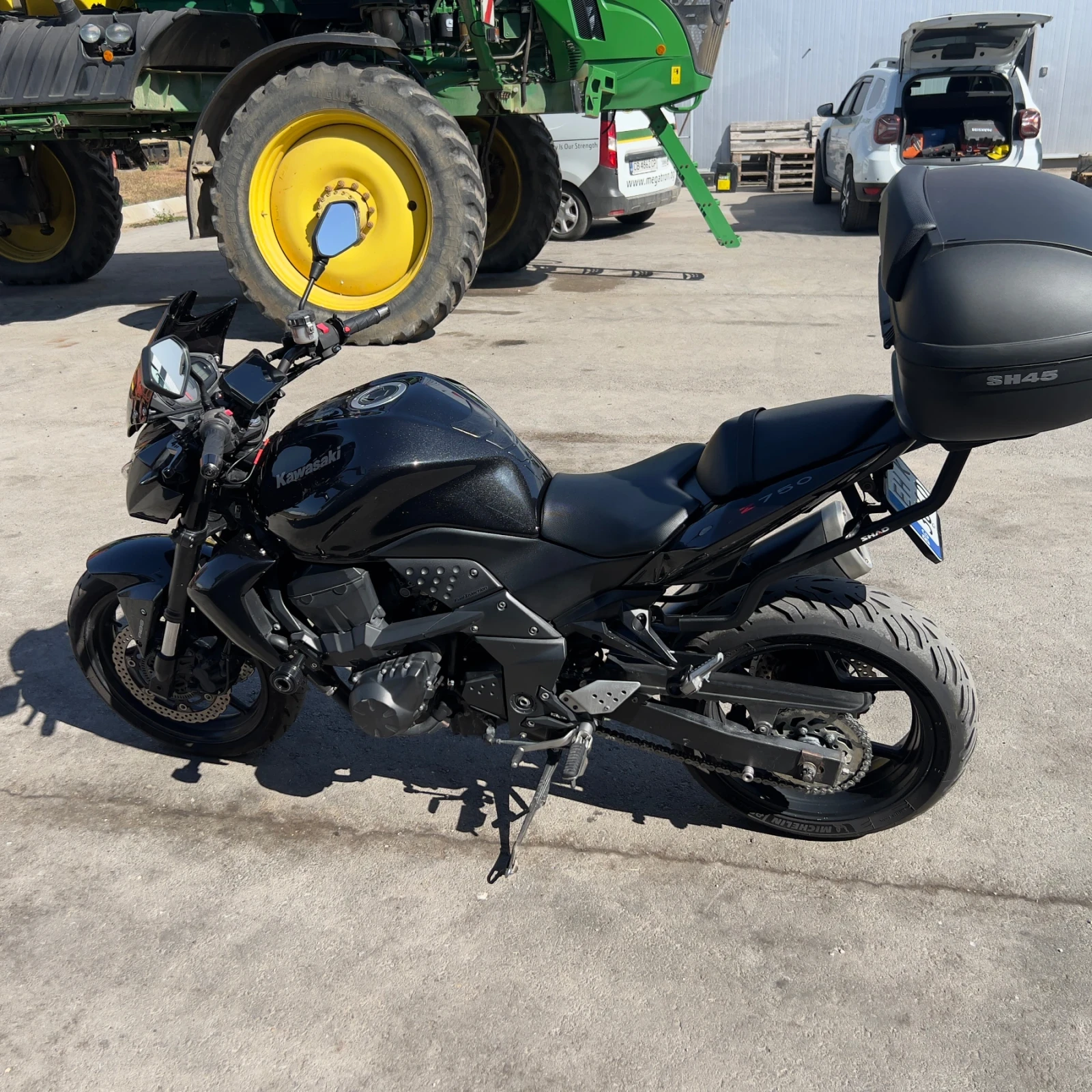 Kawasaki Z 750 ABS, снимка 2 - Мотоциклети и мототехника - 56373800