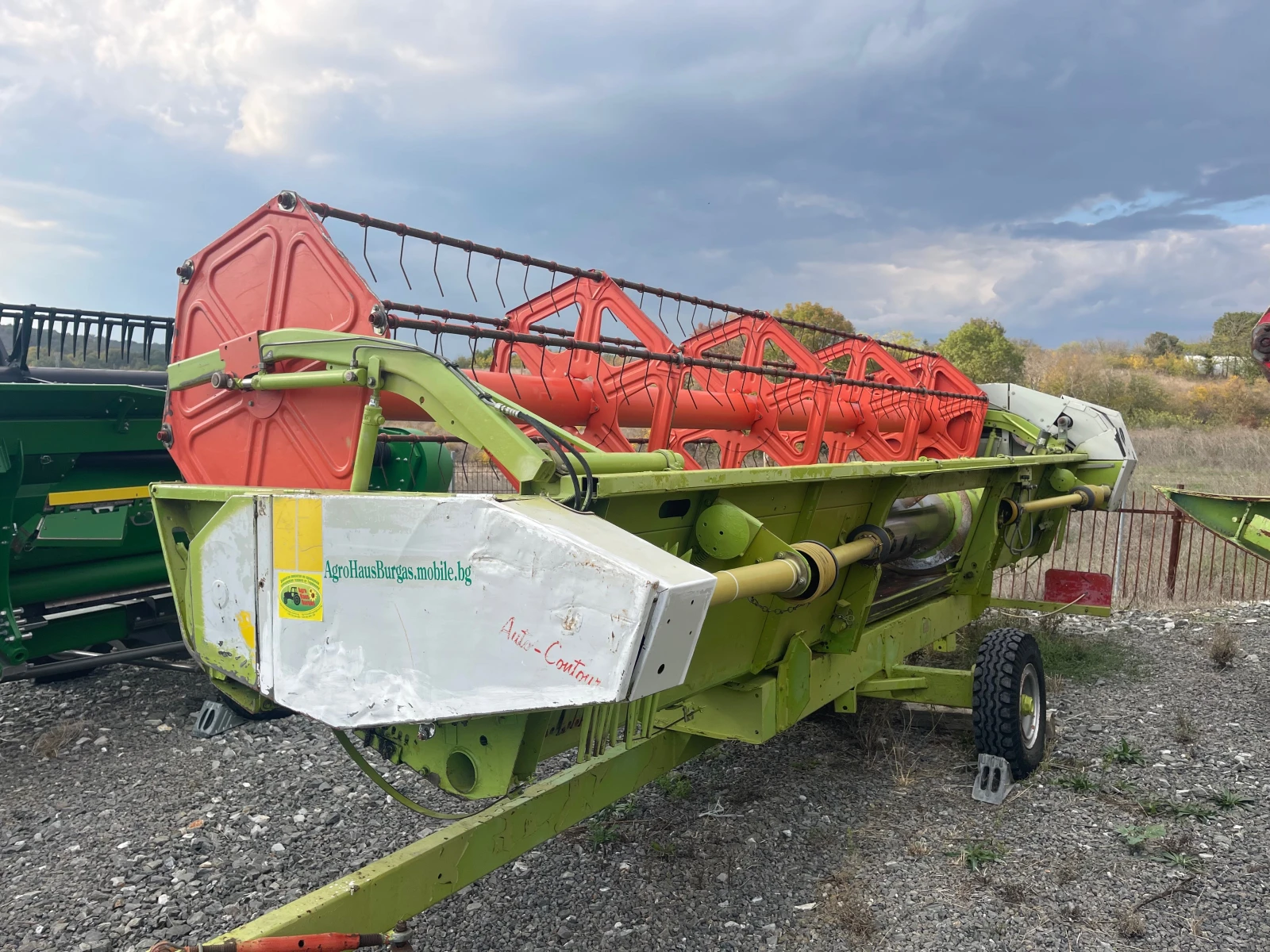  Claas MEGA 208 DOMINATOR + CLAAS C600  | Mobile.bg   17