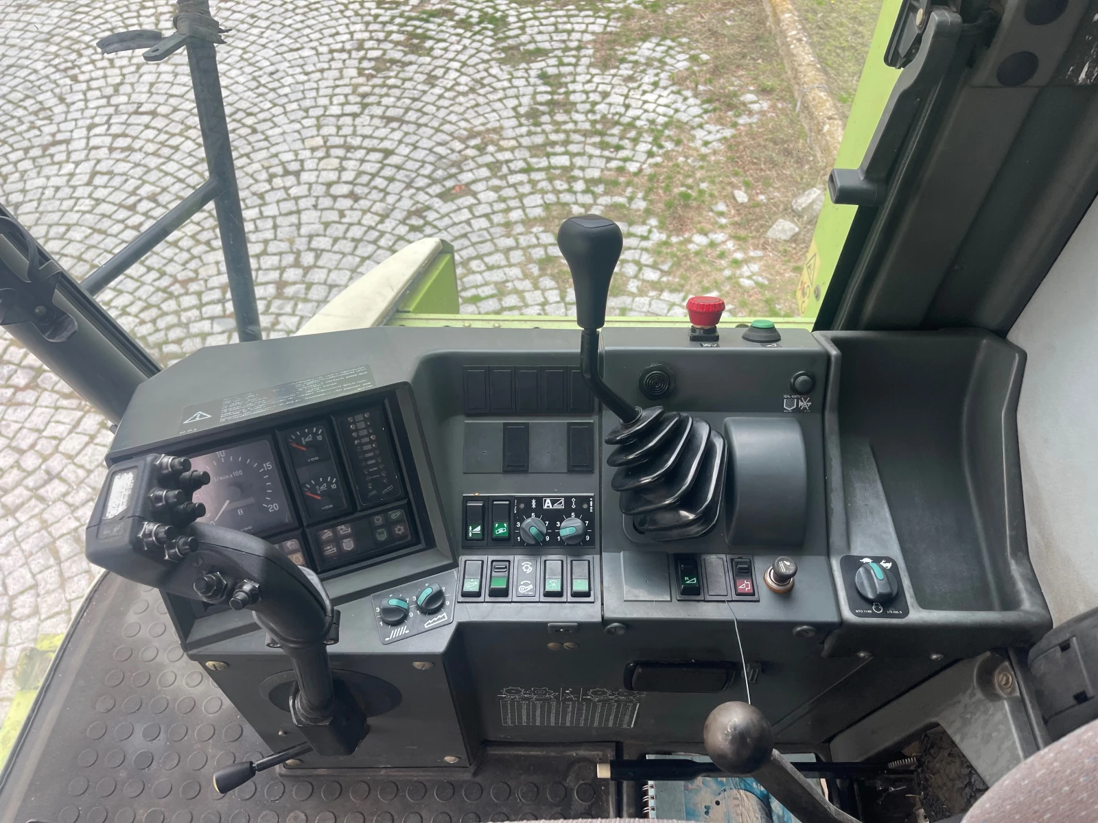  Claas MEGA 208 DOMINATOR + CLAAS C600  | Mobile.bg   11