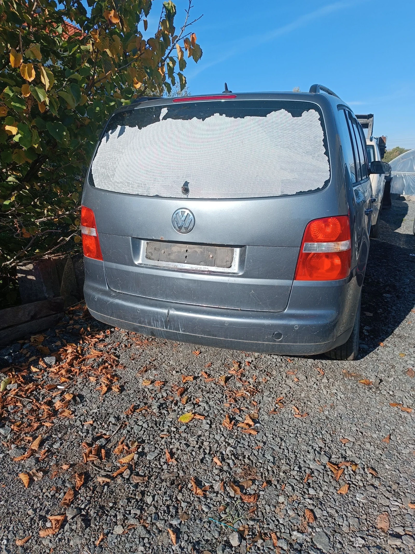 VW Touran   | Mobile.bg   5