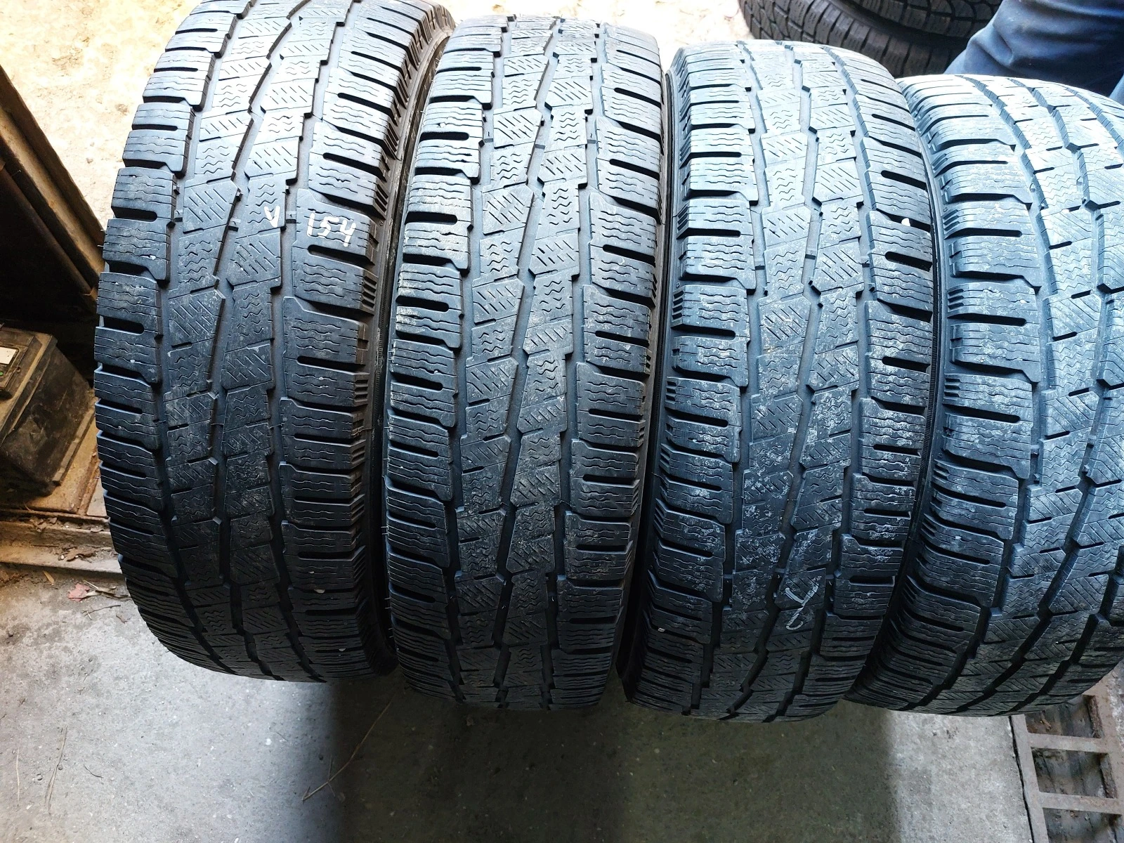 ���� 225/75R16 | Mobile.bg � ����������� 1