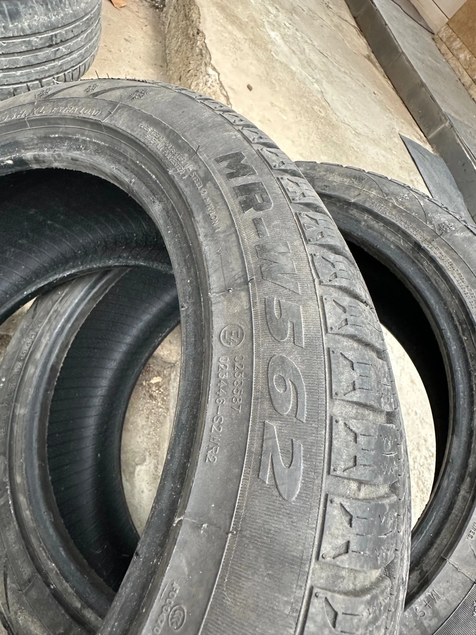 Гуми Всесезонни 225/45R17, снимка 3 - Гуми и джанти - 53953096