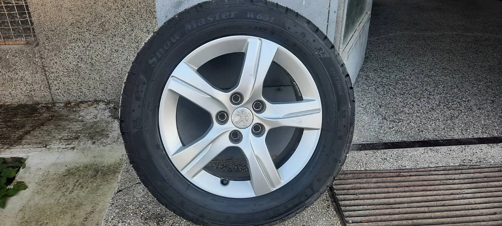 Гуми с джанти Petlas 215/60R16