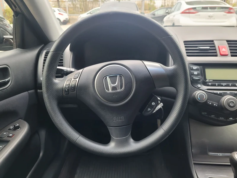 Honda Accord 2.0 i-vtec , снимка 11 - Автомобили и джипове - 47474412