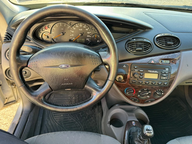 Ford Focus GHIA 1.8 TD, снимка 7 - Автомобили и джипове - 47804856