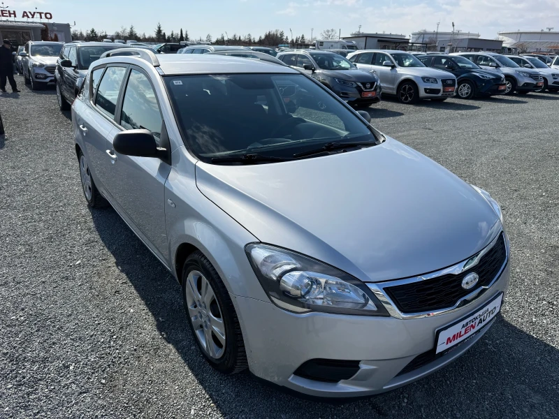 Kia Ceed (KATO НОВА)^(АГУ), снимка 3 - Автомобили и джипове - 49071616