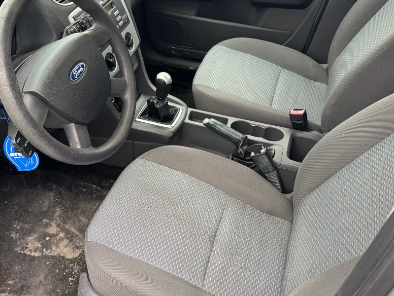 Ford Focus 1.6 бензин, снимка 3 - Автомобили и джипове - 49122548