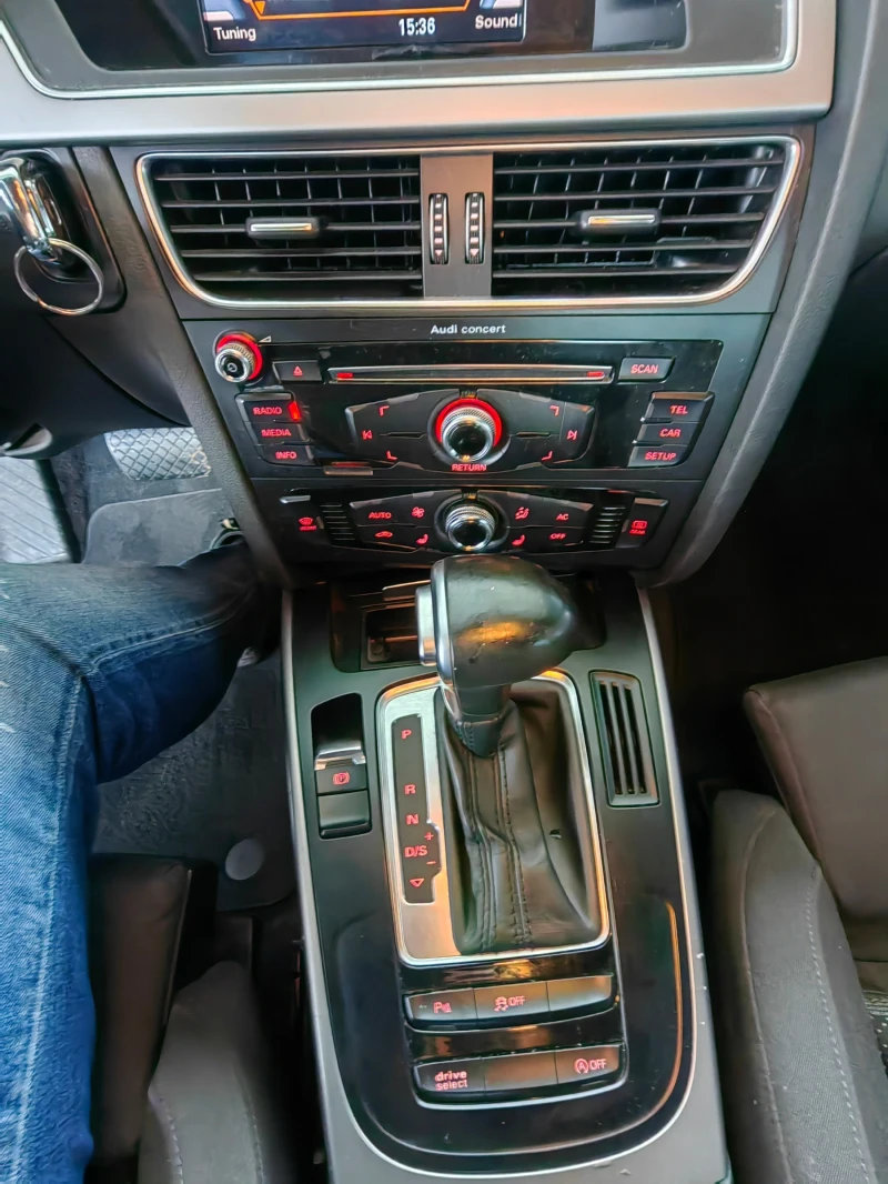 Audi A5 2.0 TDI, снимка 16 - Автомобили и джипове - 52401884
