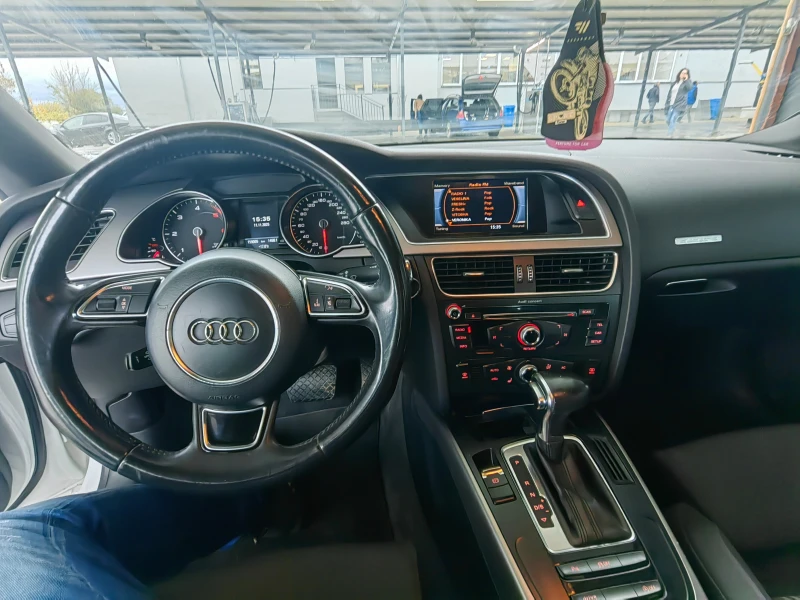 Audi A5 2.0 TDI, снимка 14 - Автомобили и джипове - 52401884