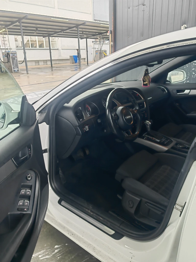 Audi A5 2.0 TDI, снимка 8 - Автомобили и джипове - 52401884
