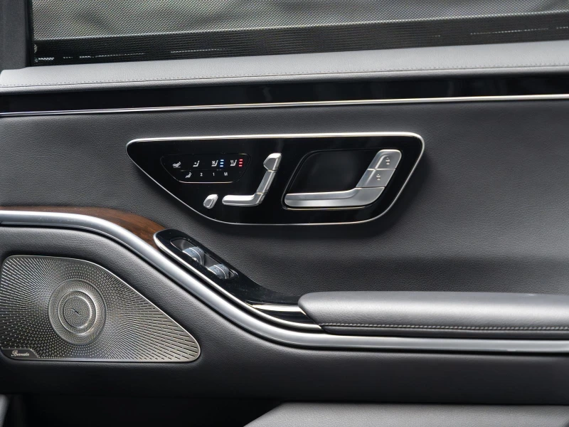 Mercedes-Benz S 400 D 4MATIC* 360* 3xTV* PANO* Head Up* Обдухв* Масаж*, снимка 17 - Автомобили и джипове - 52811351