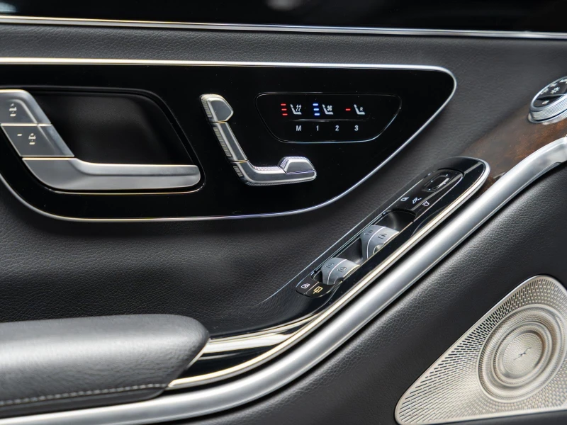 Mercedes-Benz S 400 D 4MATIC* 360* 3xTV* PANO* Head Up* Обдухв* Масаж*, снимка 16 - Автомобили и джипове - 52811351