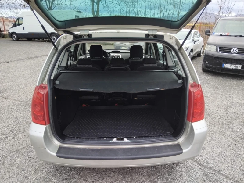 Peugeot 307 1.6HDI, 109кс.5ск., снимка 6 - Автомобили и джипове - 52970705