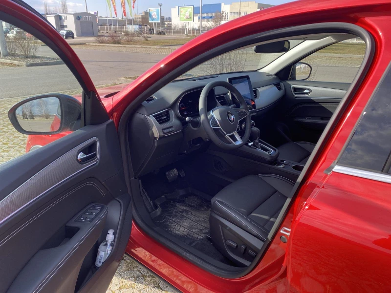 Renault Arkana, снимка 7 - Автомобили и джипове - 53029446